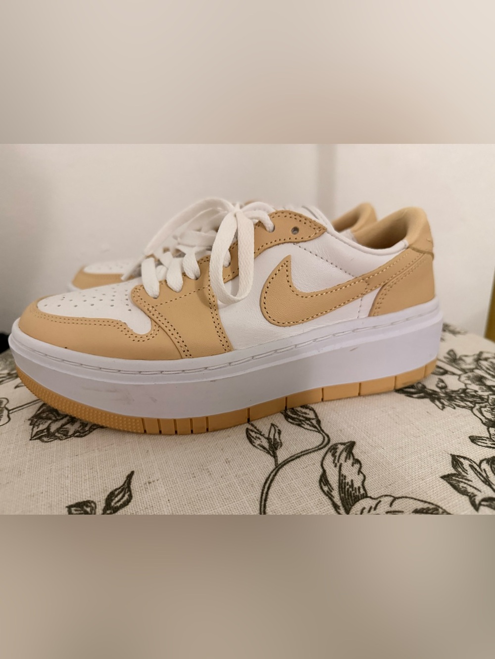 Air Jordan 1 elevated Low platform